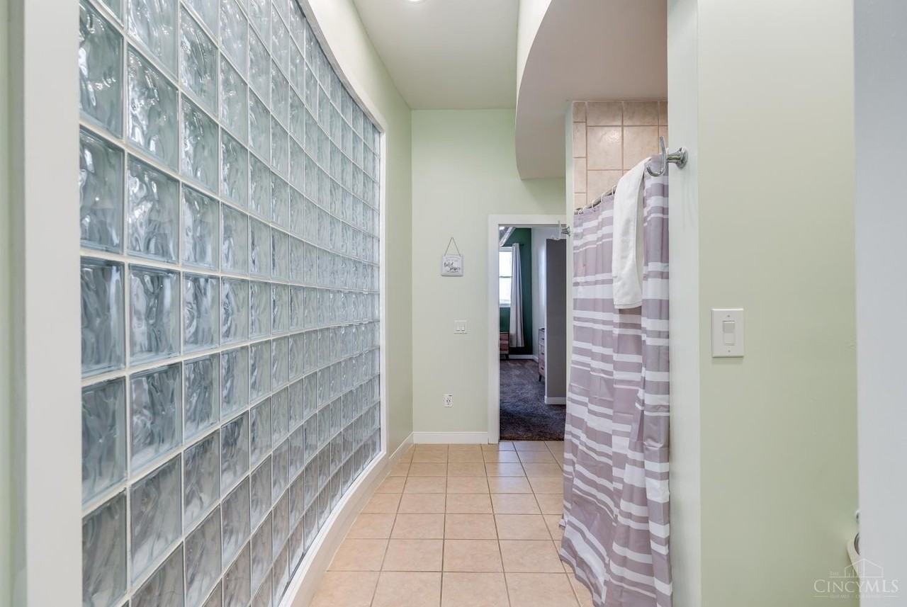 55 E Clifton Ave #2 - Photo 5 of 16