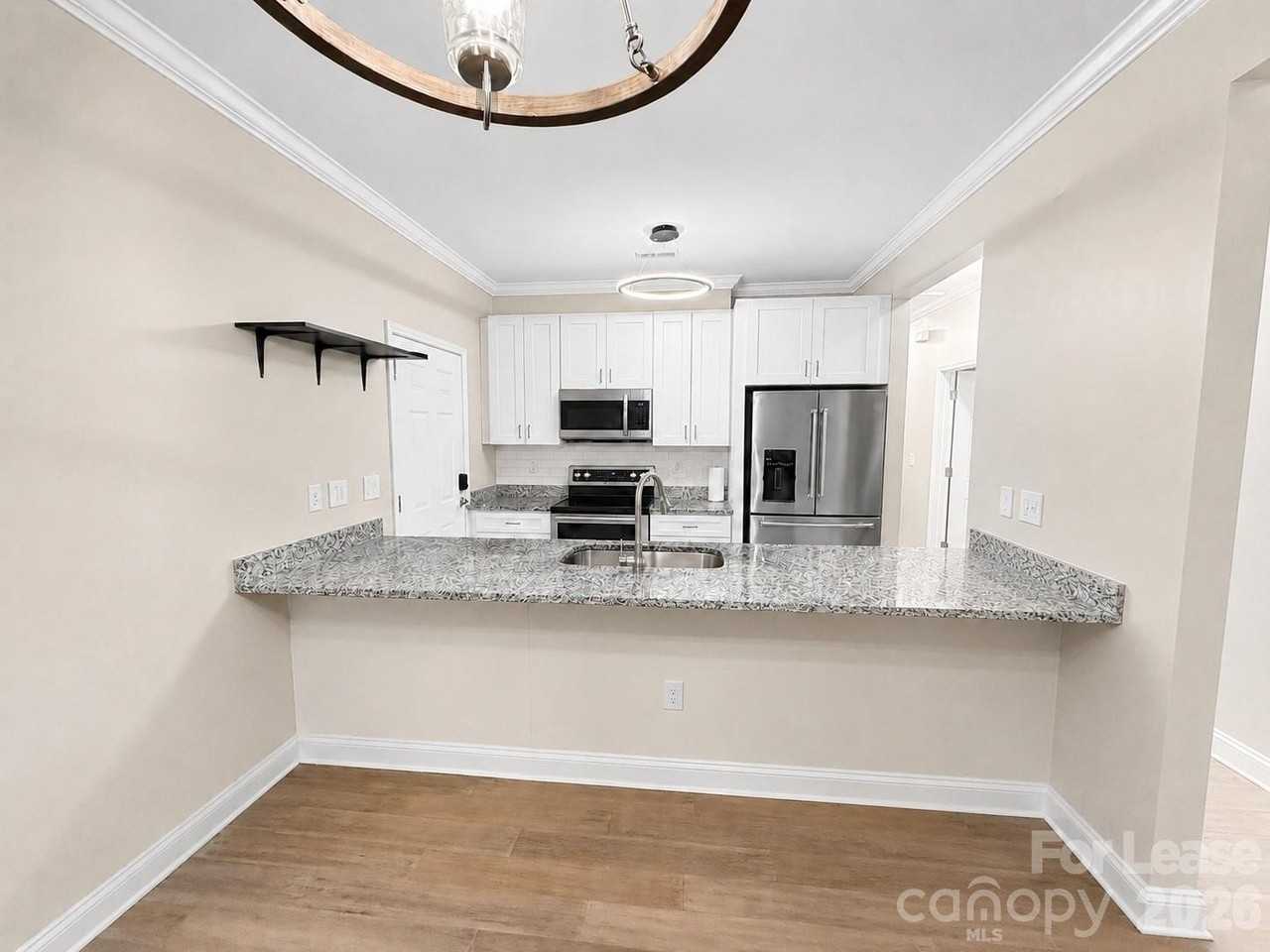 309 James St - Photo 3 of 15