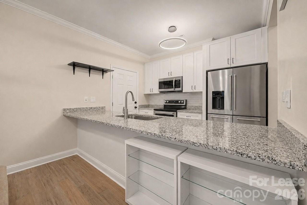 309 James St - Photo 5 of 15