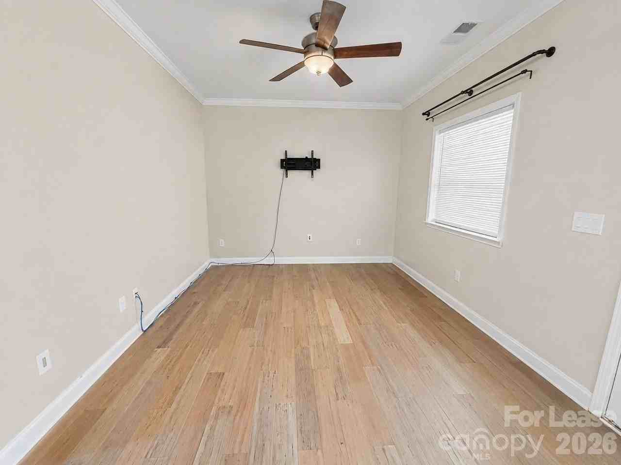 309 James St - Photo 7 of 15