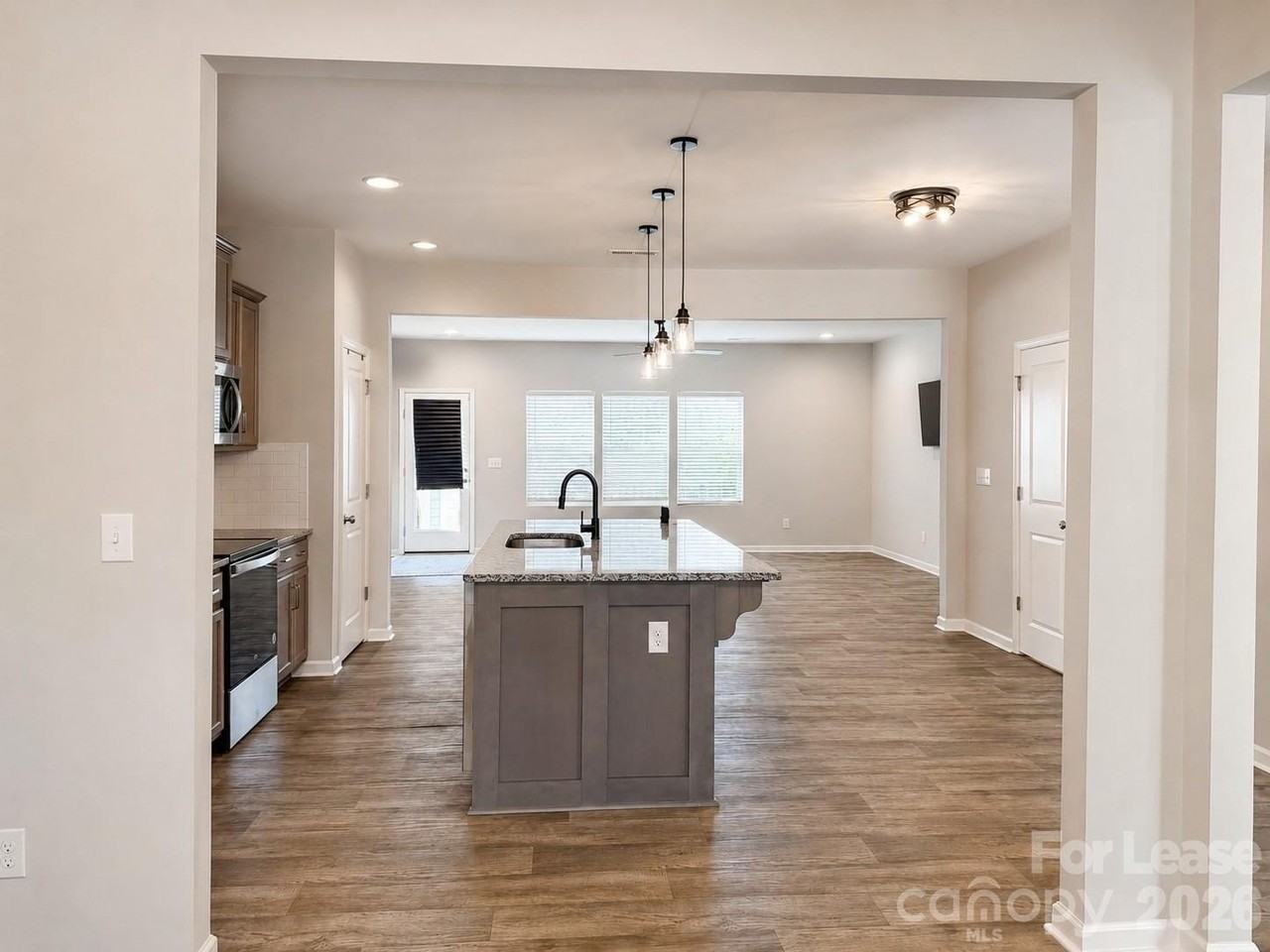 12515 Bryton Ridge Pkwy - Photo 2 of 20