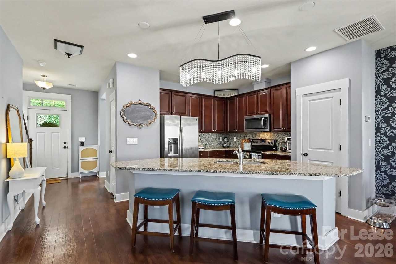 3835 Willow Green Pl - Photo 5 of 22
