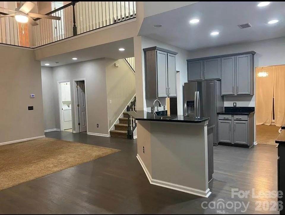 519 Delburg St - Photo 2 of 25