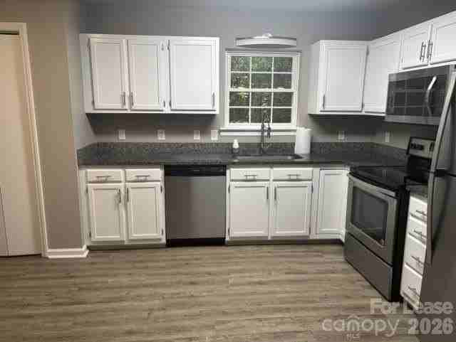 159 Overcreek Rd - Photo 3 of 10