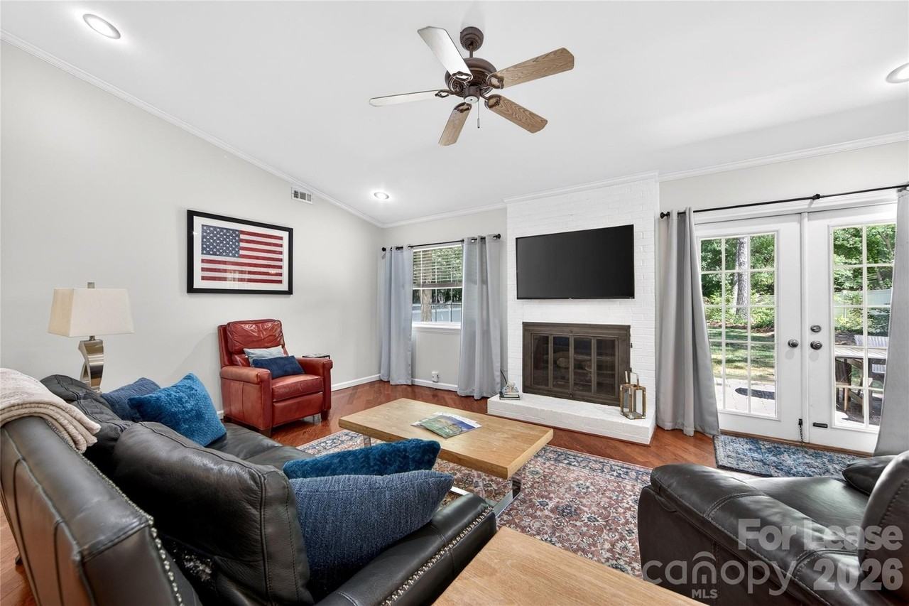 9131 Glisson Ct - Photo 6 of 31