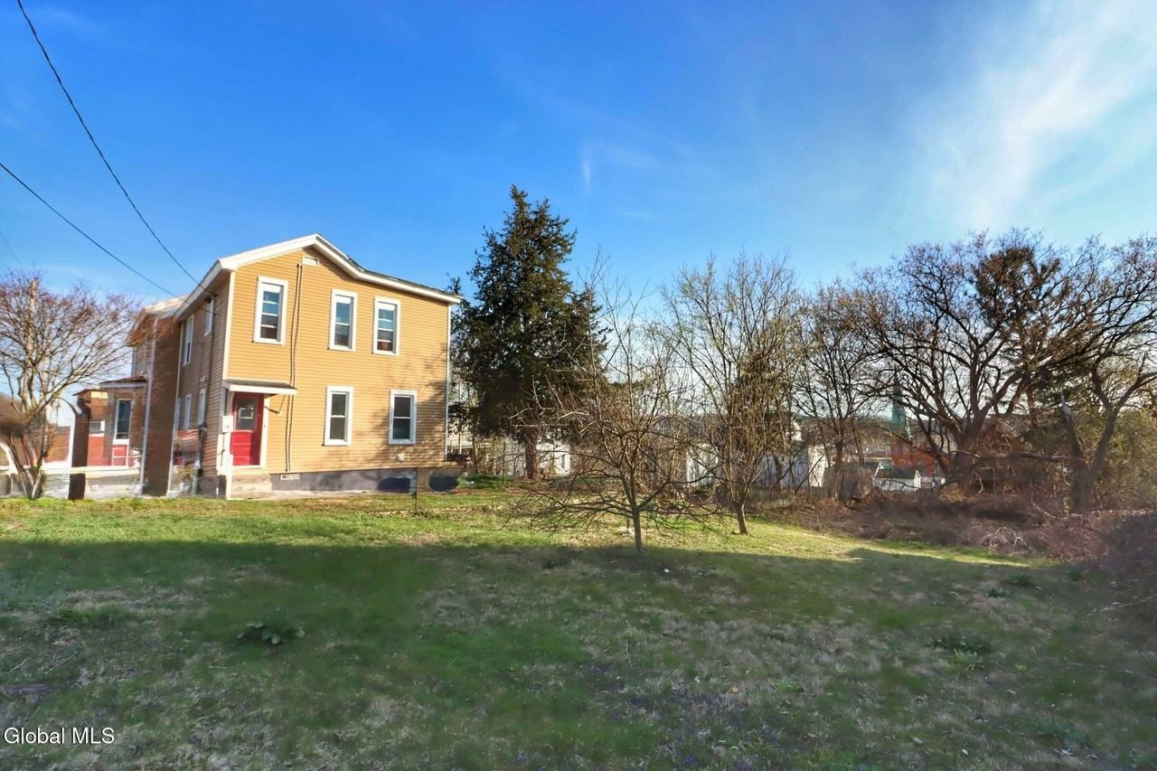 34 Kimball St #1 - Photo 2 of 18