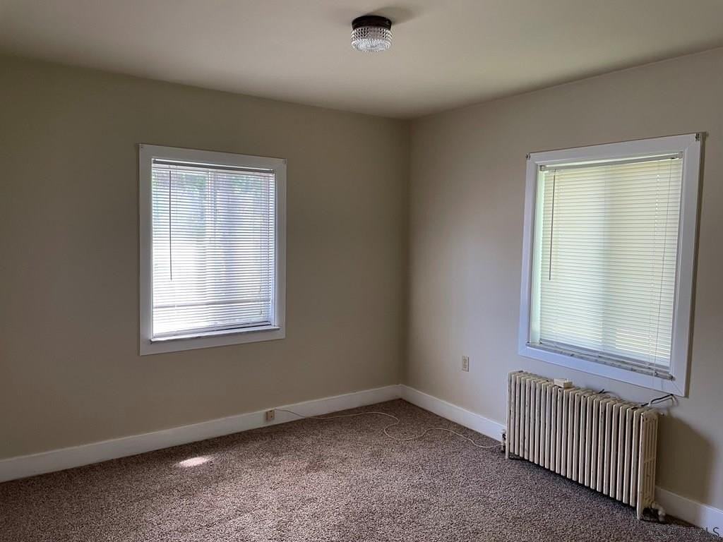 438 Belmont St - Photo 7 of 15