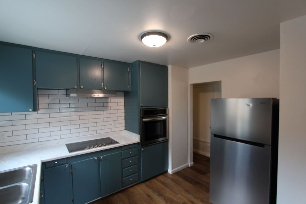 1612 N San Francisco St - Photo 5 of 28