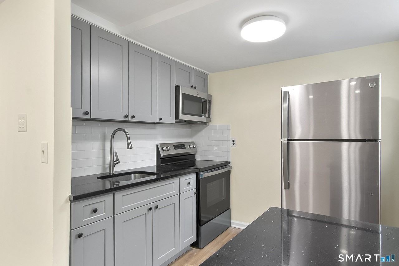 78 Dora St #1C - Photo 3 of 26