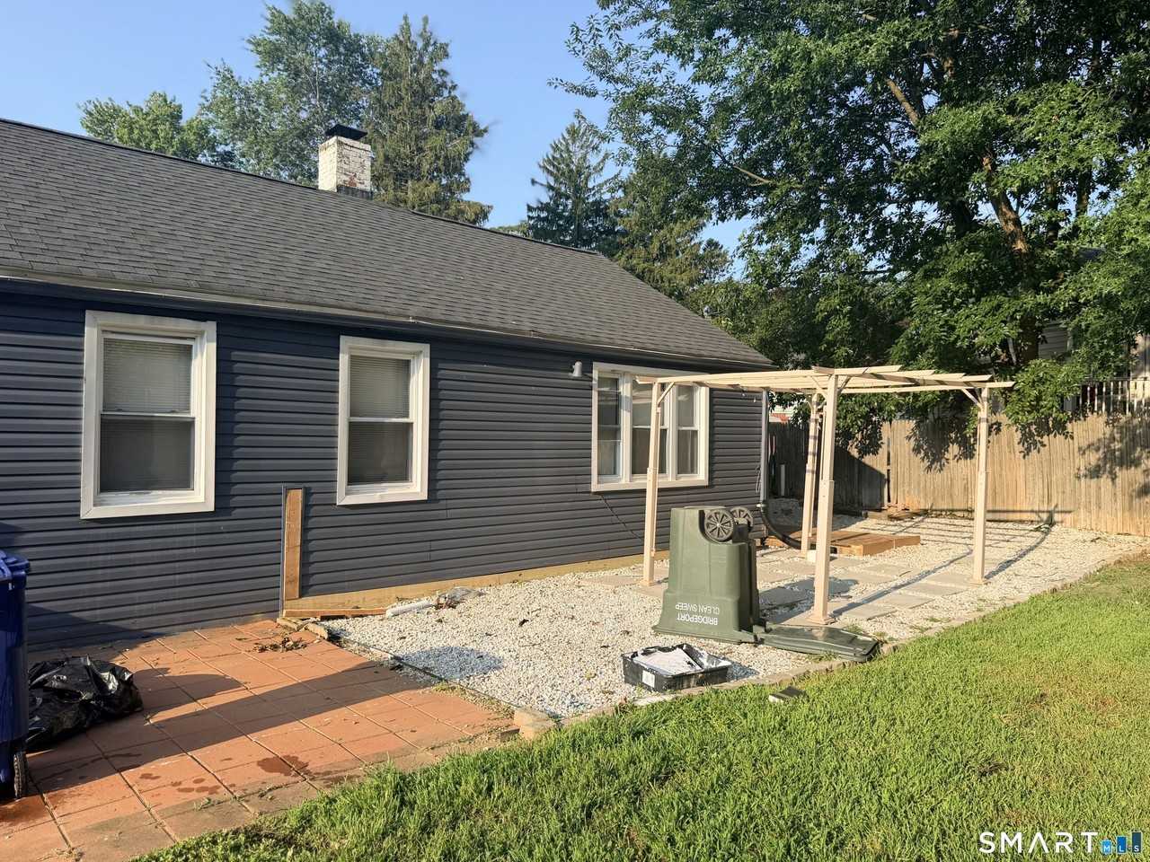 68 Alexander Dr - Photo 6 of 23