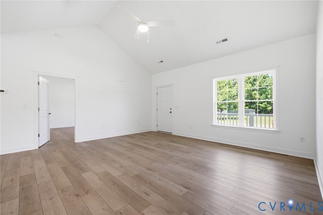 21161 Baileys Ln - Photo 7 of 22