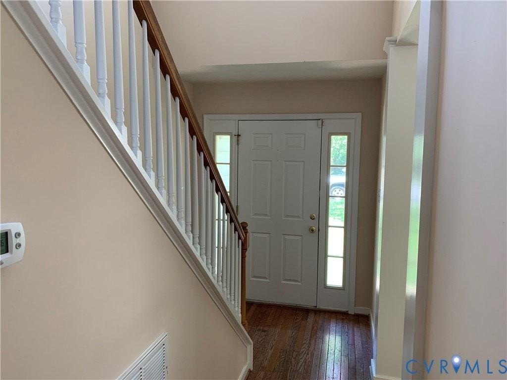 11832 Park Forest Way - Photo 2 of 20