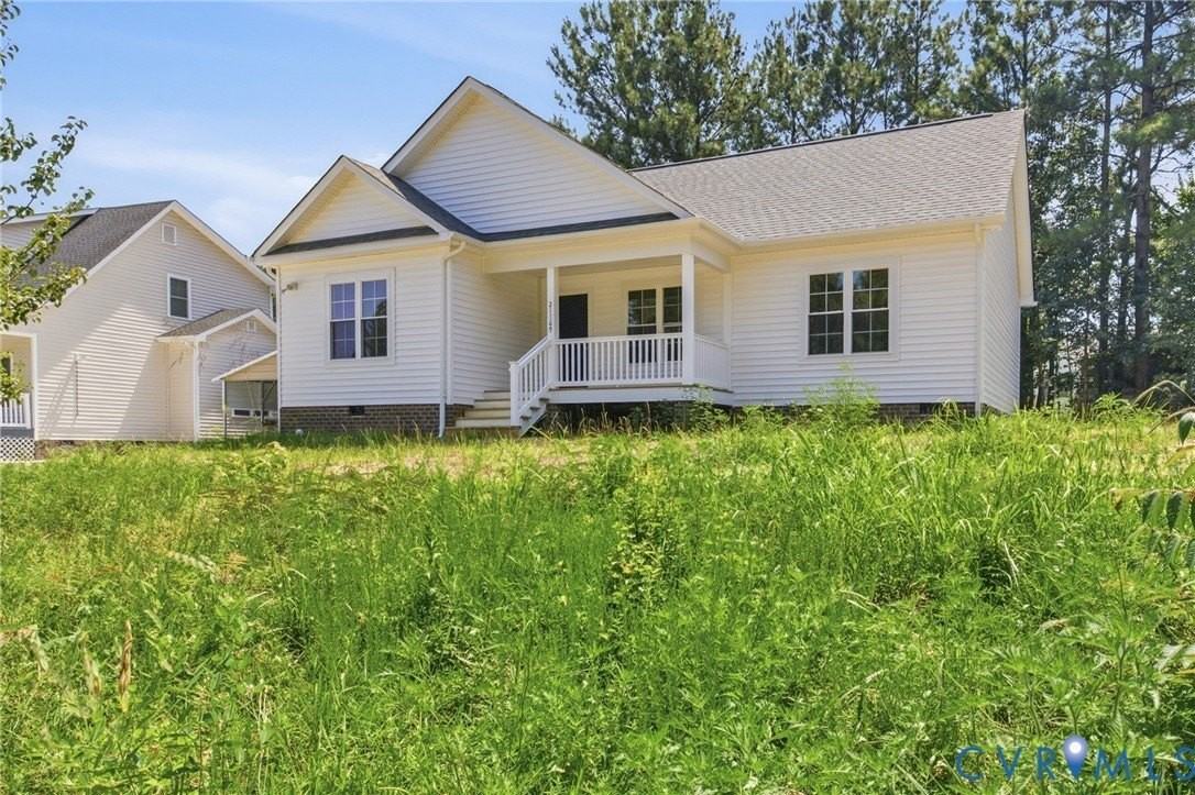 21169 Baileys Ln - Photo 2 of 26