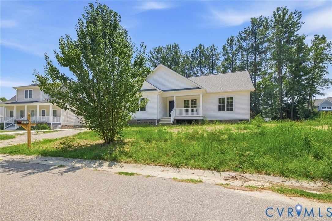 21169 Baileys Ln - Photo 3 of 26