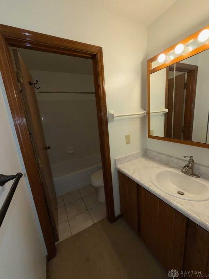712 Hidden Valley Ct - Photo 7 of 16