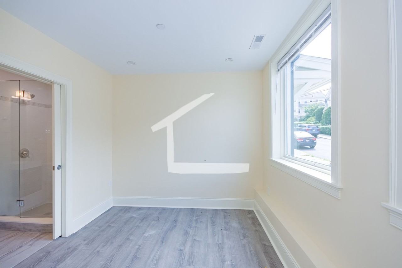 120 Tremont St - Photo 2 of 9
