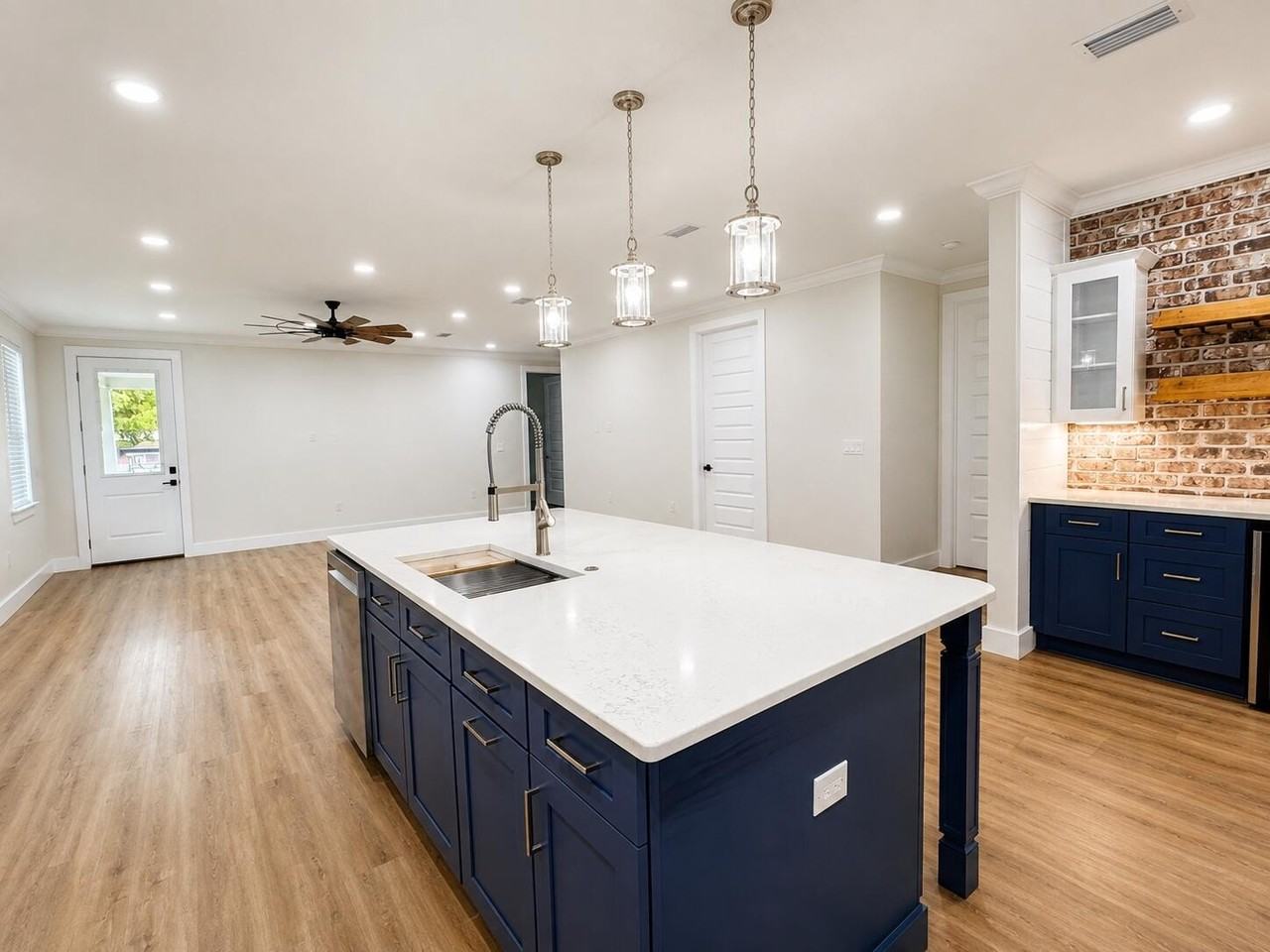 355 County Line Rd - Photo 7 of 20