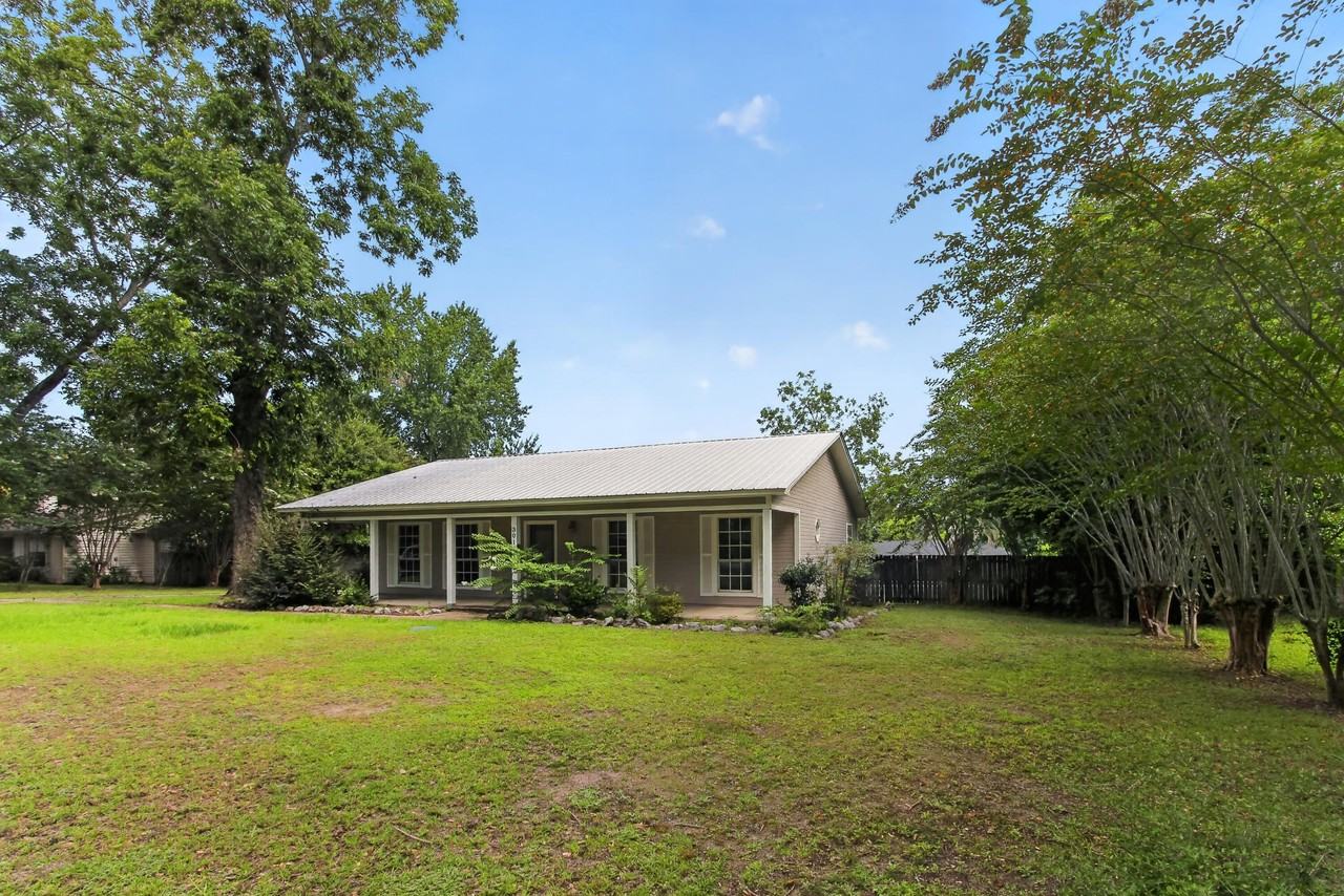 3017 Airport Rd - Photo 2 of 25