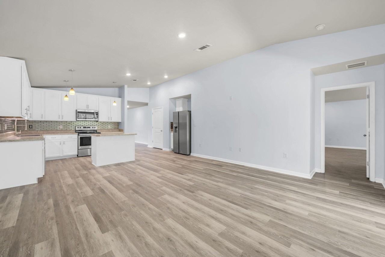 222 Marquis Way - Photo 7 of 37