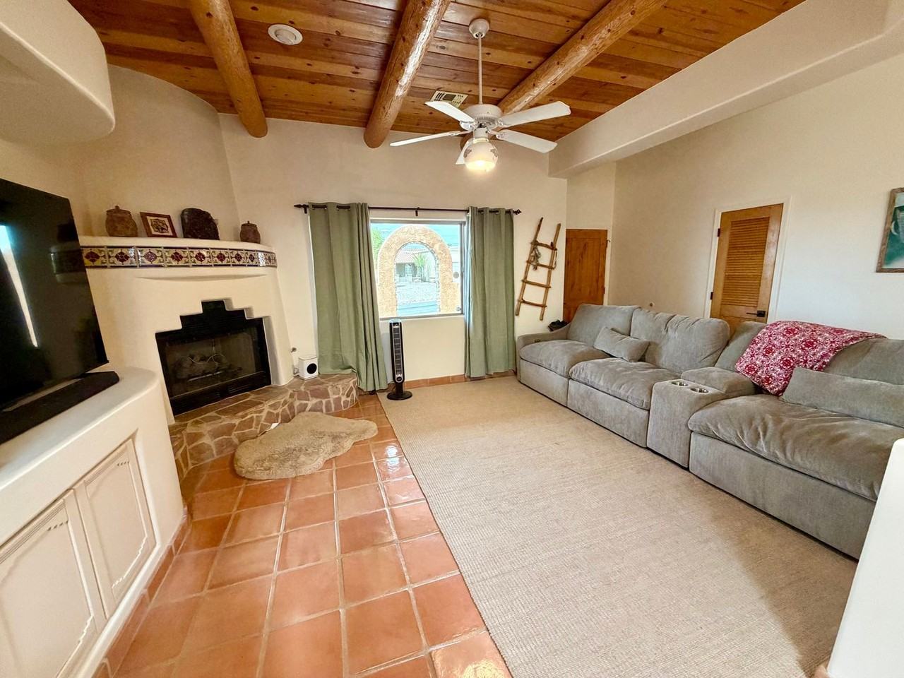3658 Hattaras Ln - Photo 7 of 25