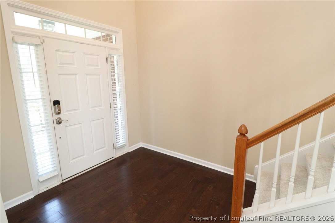 1015 Katie Ln - Photo 2 of 49
