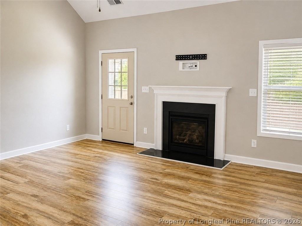 3820 Shire St - Photo 5 of 18