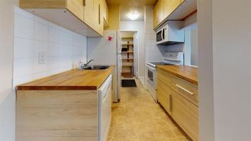 featured image of 405 - 405 Columbia Boulevard West