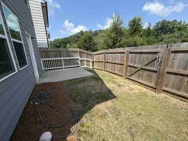 200 Turner Ln - Photo 5 of 12