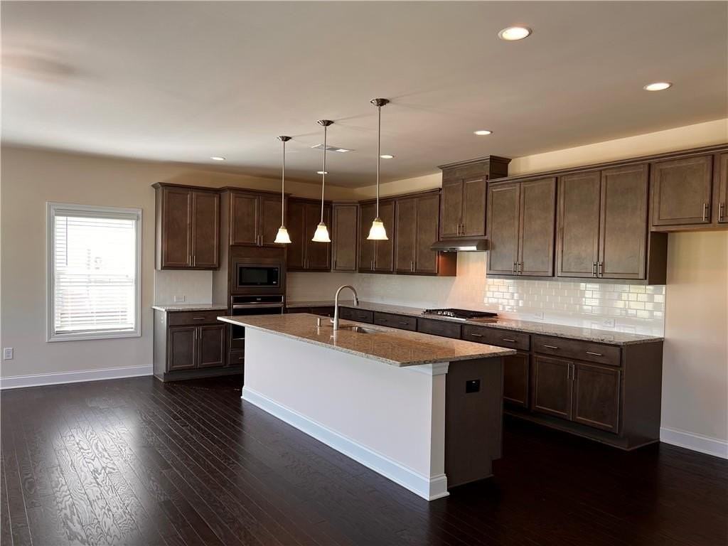 3755 Crestland Ln - Photo 2 of 20