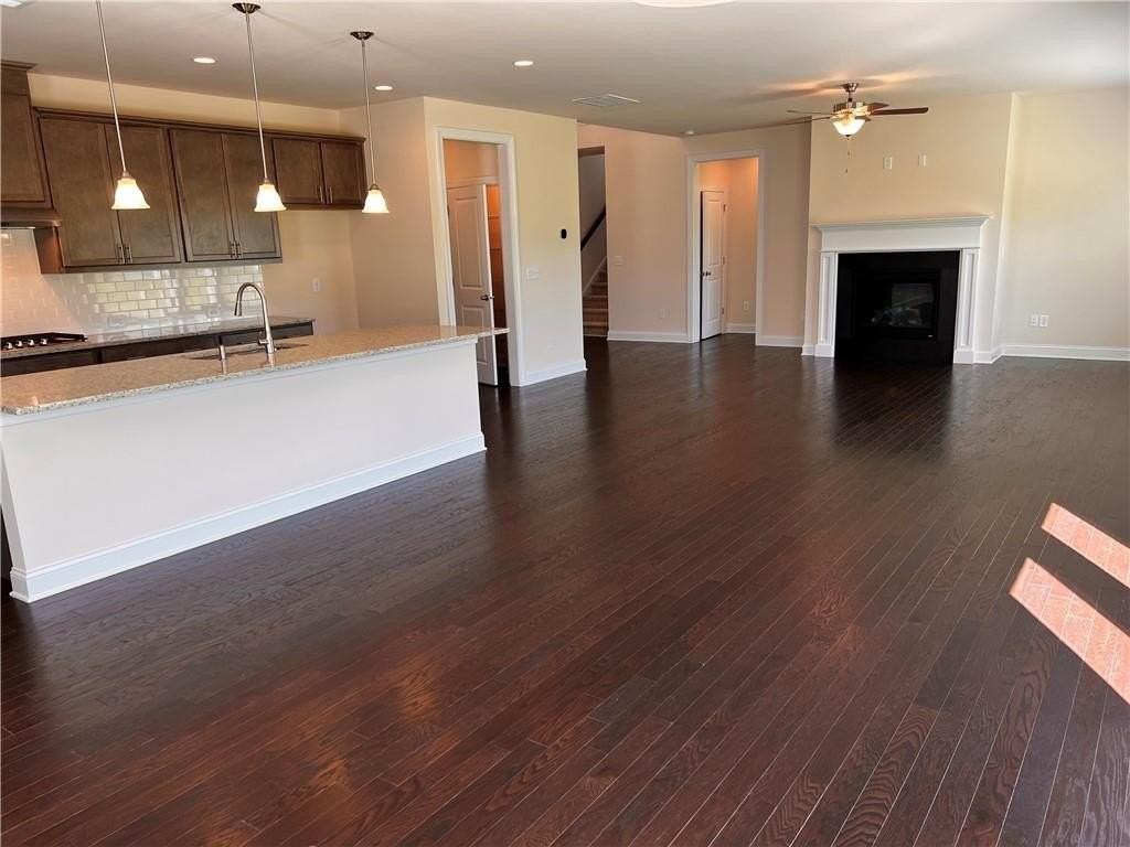 3755 Crestland Ln - Photo 4 of 20
