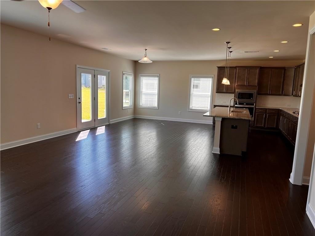 3755 Crestland Ln - Photo 5 of 20