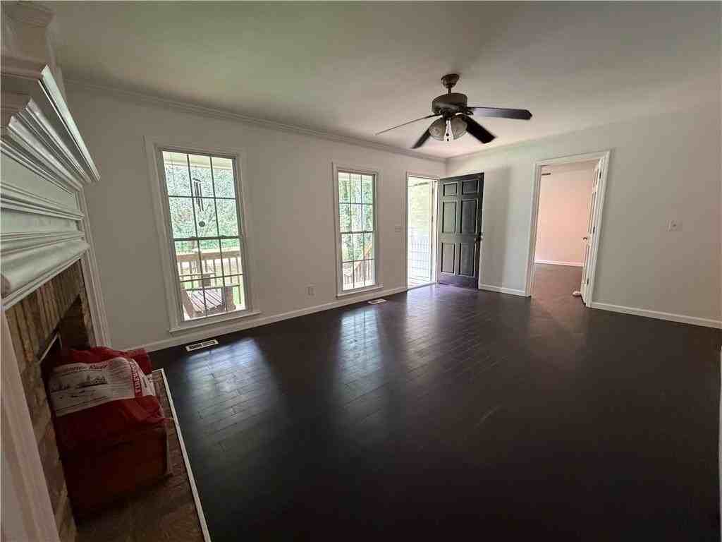 3019 Chelsea Ln - Photo 6 of 29