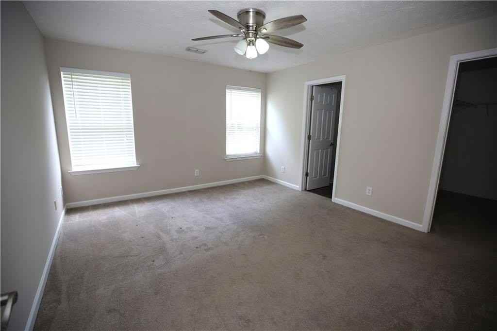514 Carrington Ct - Photo 5 of 21