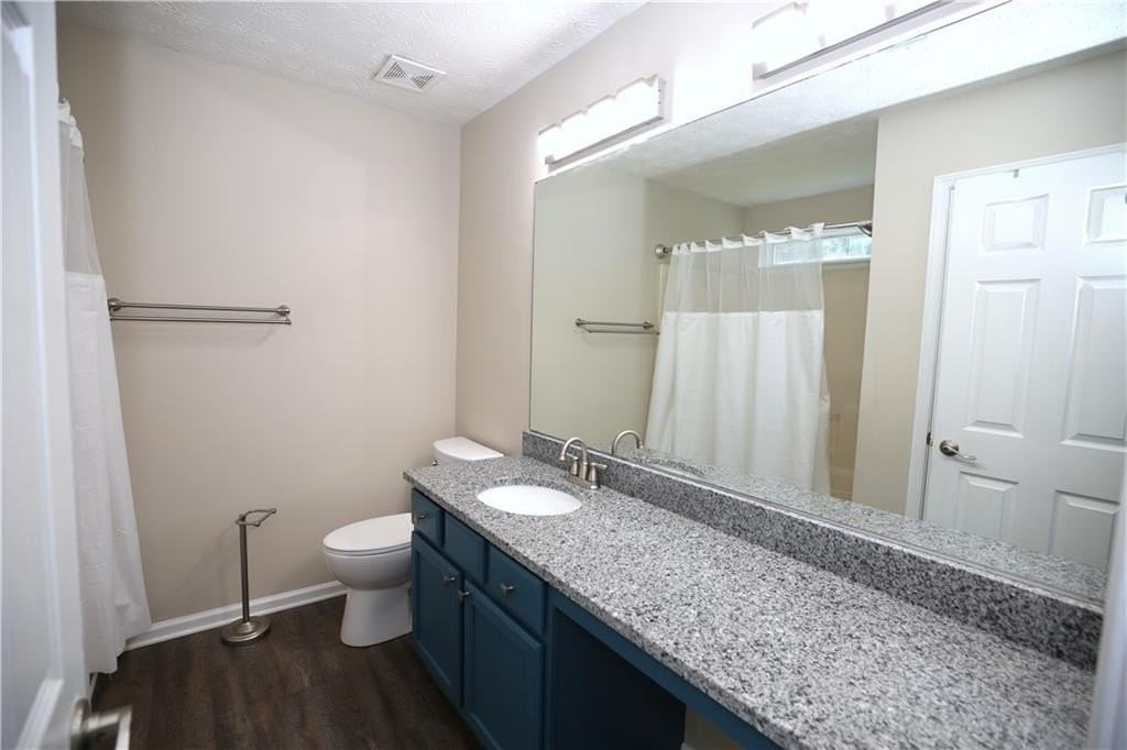 514 Carrington Ct - Photo 7 of 21