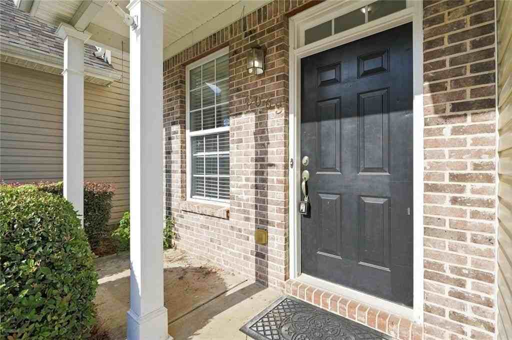 3063 Kentmere Dr - Photo 2 of 25