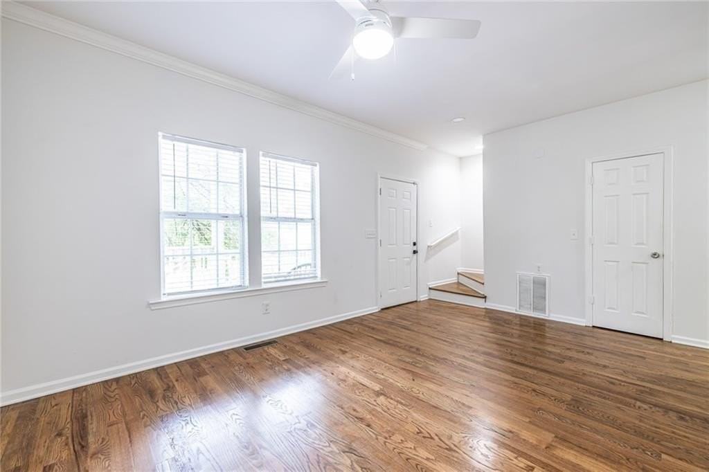1146 Ira St Sw - Photo 3 of 28