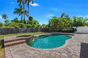 featured image of 2413 Dover Ave