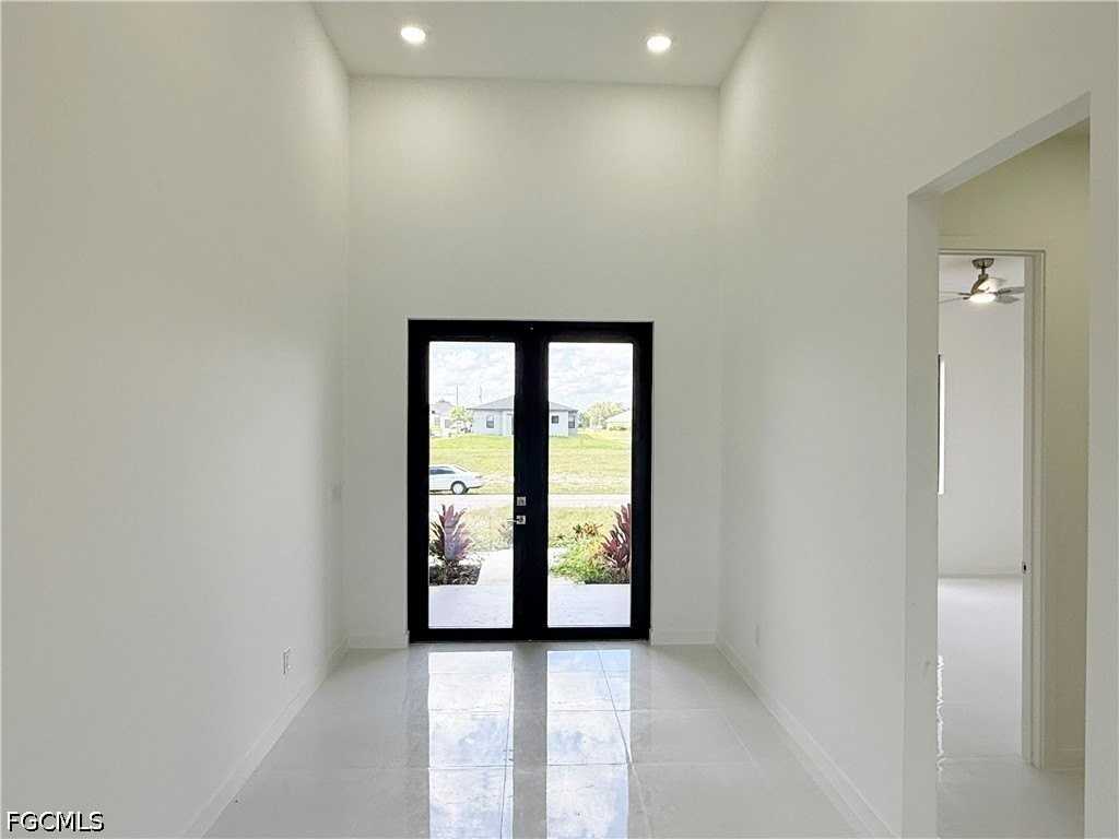 4229 Nw 32nd St - Photo 4 of 44
