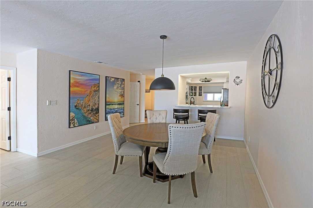 11921 Seabreeze Cove Ln #208 - Photo 6 of 20