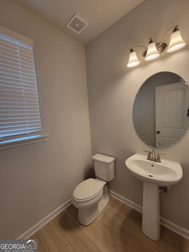 3203 Bateman Dr Sw - Photo 5 of 12
