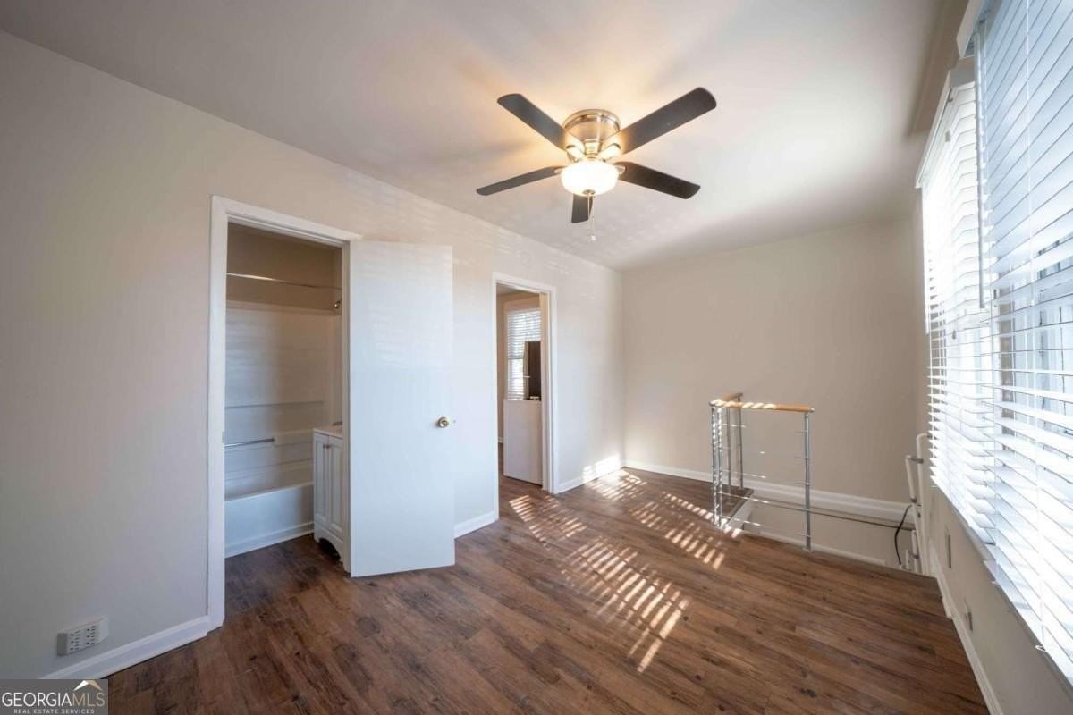 716 Lakeview Ave Ne #5 - Photo 4 of 17