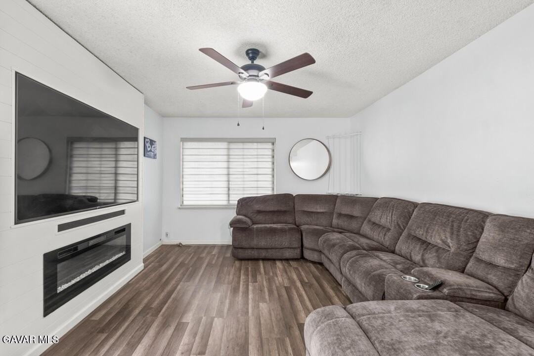 13185 1/2 Bromont Ave - Photo 4 of 24