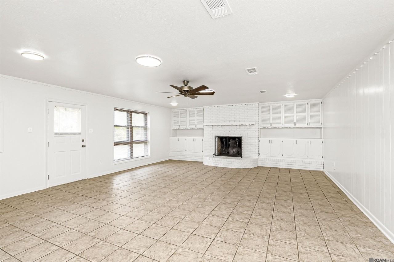 11444 Saint Lawrence Dr - Photo 4 of 29