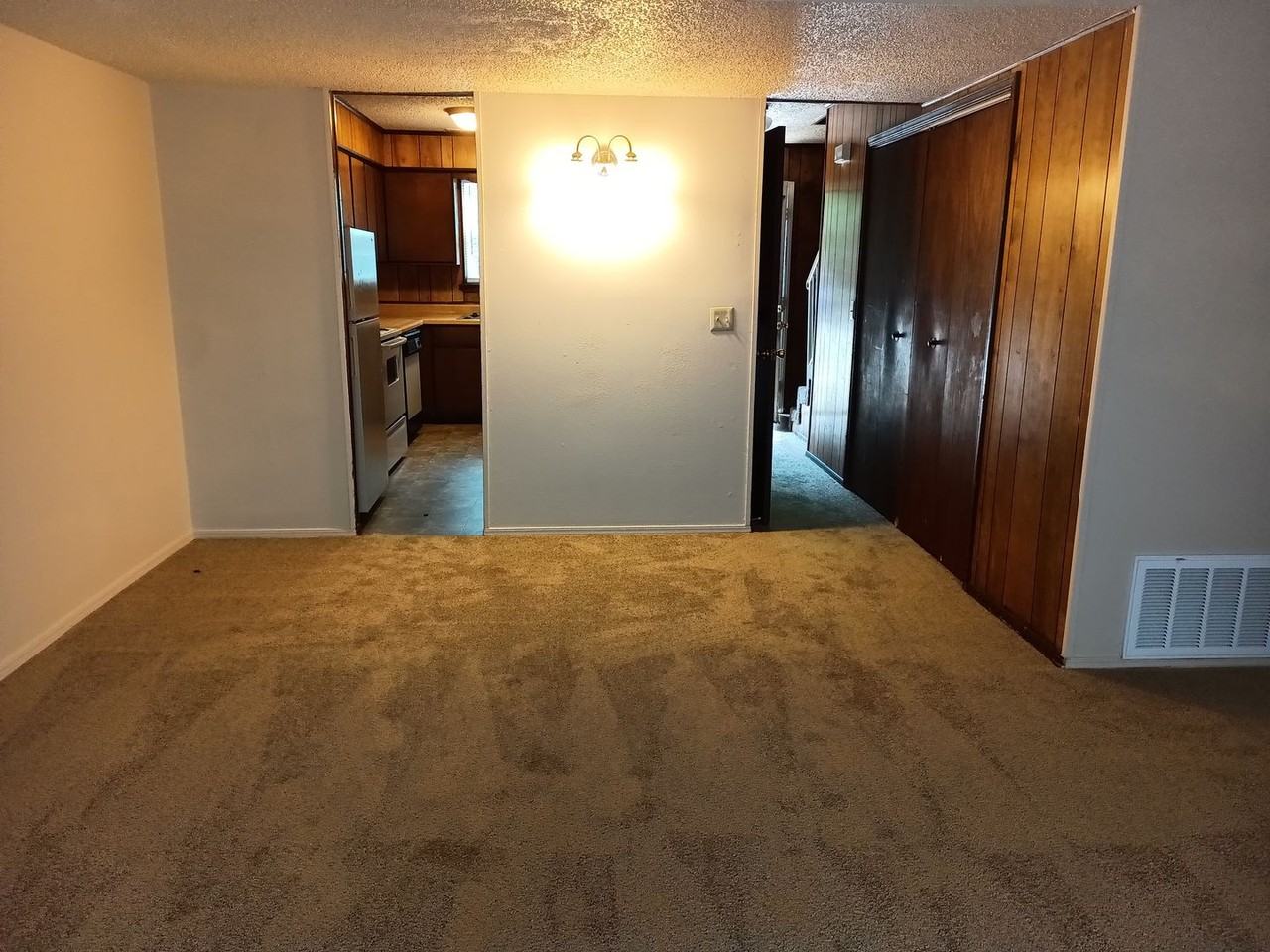 Sugartree Apartments and Townhomes - Photo 2 of 28