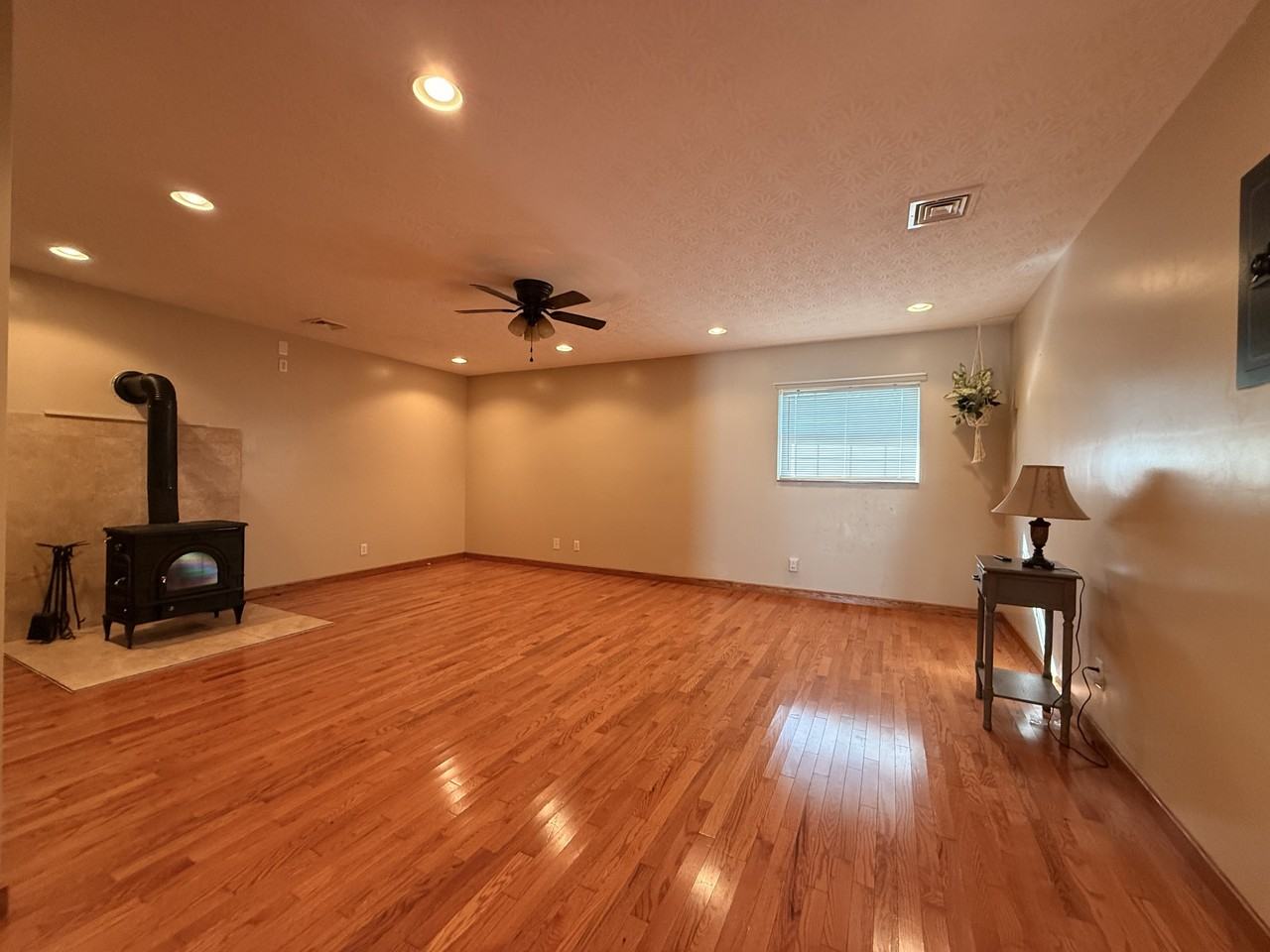 628 Cross Lanes Dr #1 - Photo 4 of 7