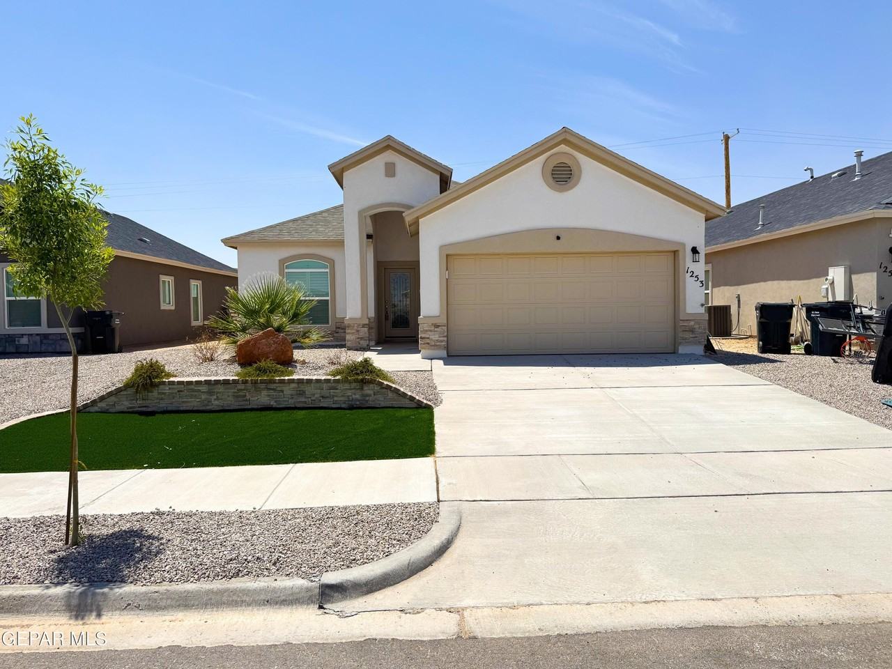 1253 Indigo Sky St