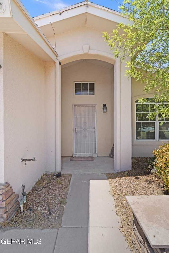 5009 Cedar Sands Ln - Photo 4 of 30