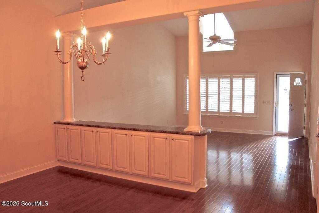 182 Peppertree Crossing Ave #182 - Photo 2 of 7