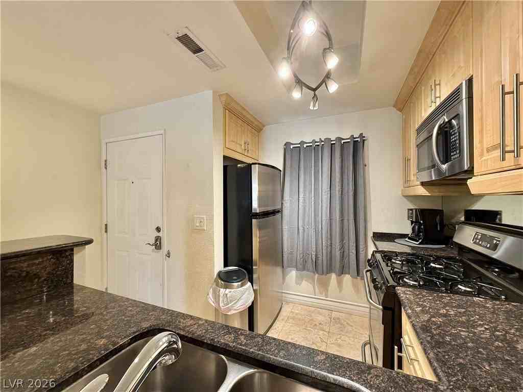 230 E Flamingo Rd #210 - Photo 7 of 25