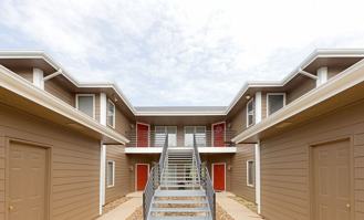 The Pines Townhomes: Spacious Living in Quaint Ankeny Neighborhood! - Photo 1 of 1